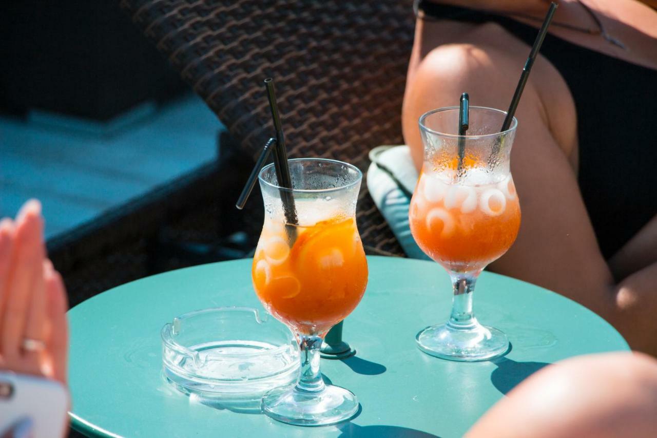 Hotel Lido Novoalekszeevka Kültér fotó